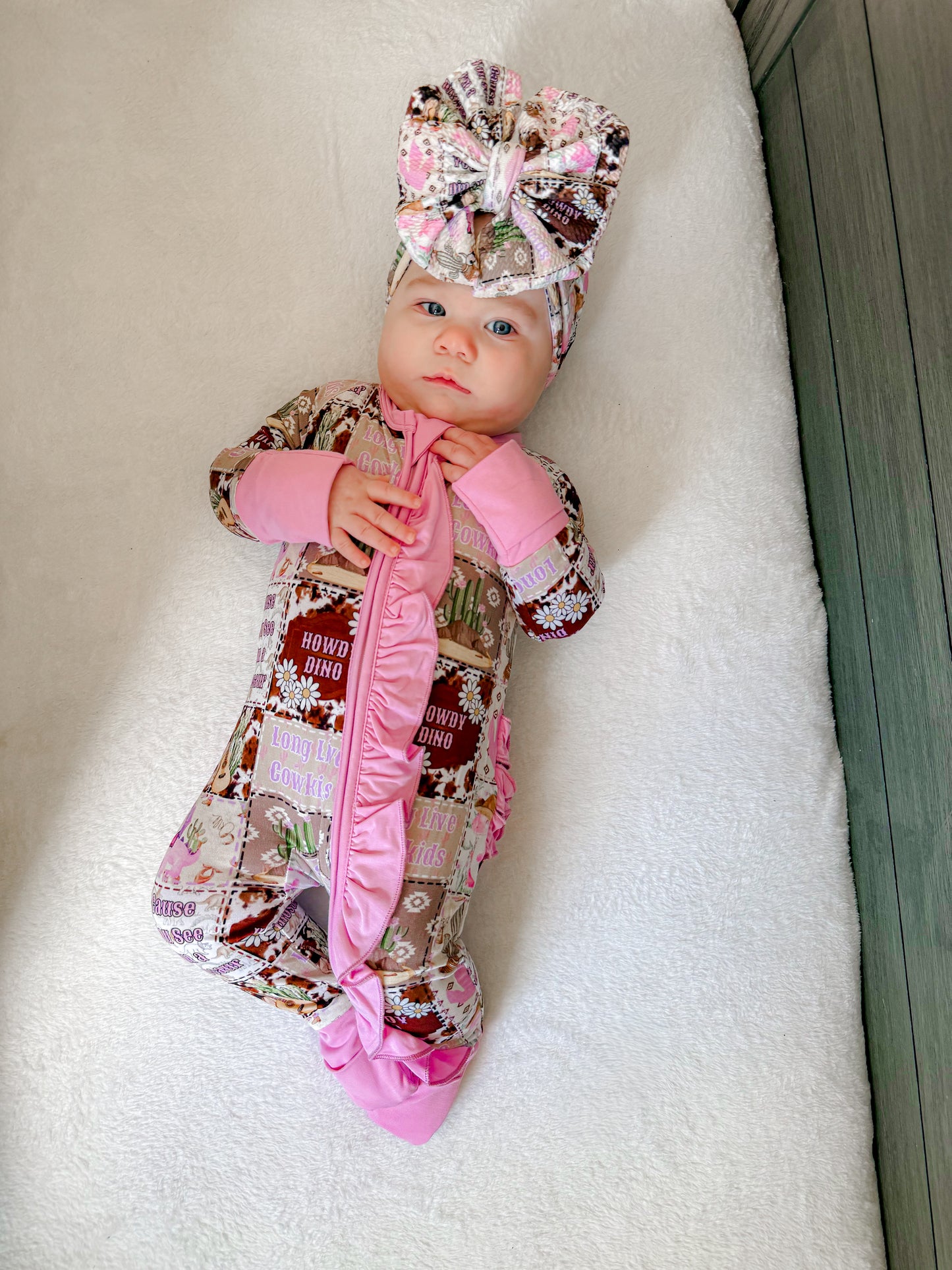 Howdy Dino Ruffle Zippy